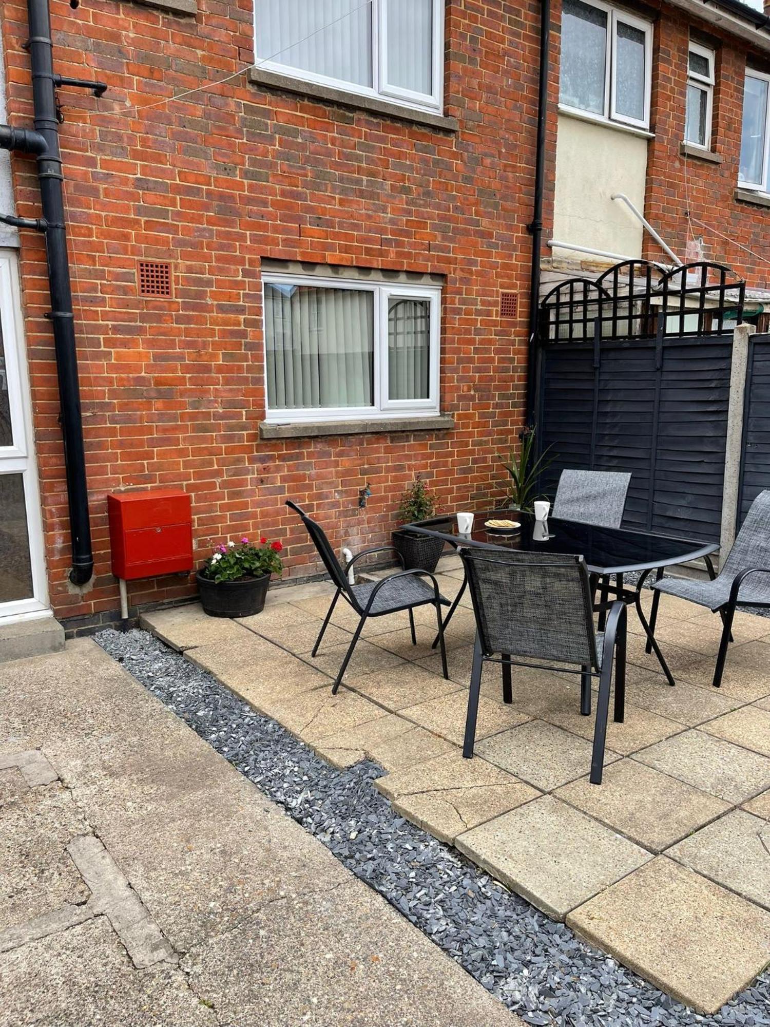 Sea Breeze Is Next To The Beach & Harbour Harwich Luaran gambar